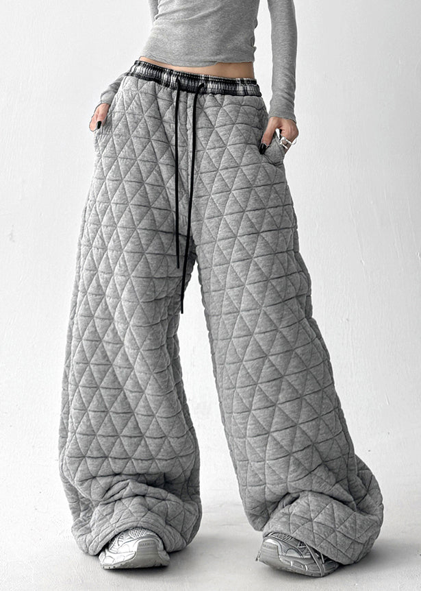 Beautifully Finished Pants in a Timeless Design