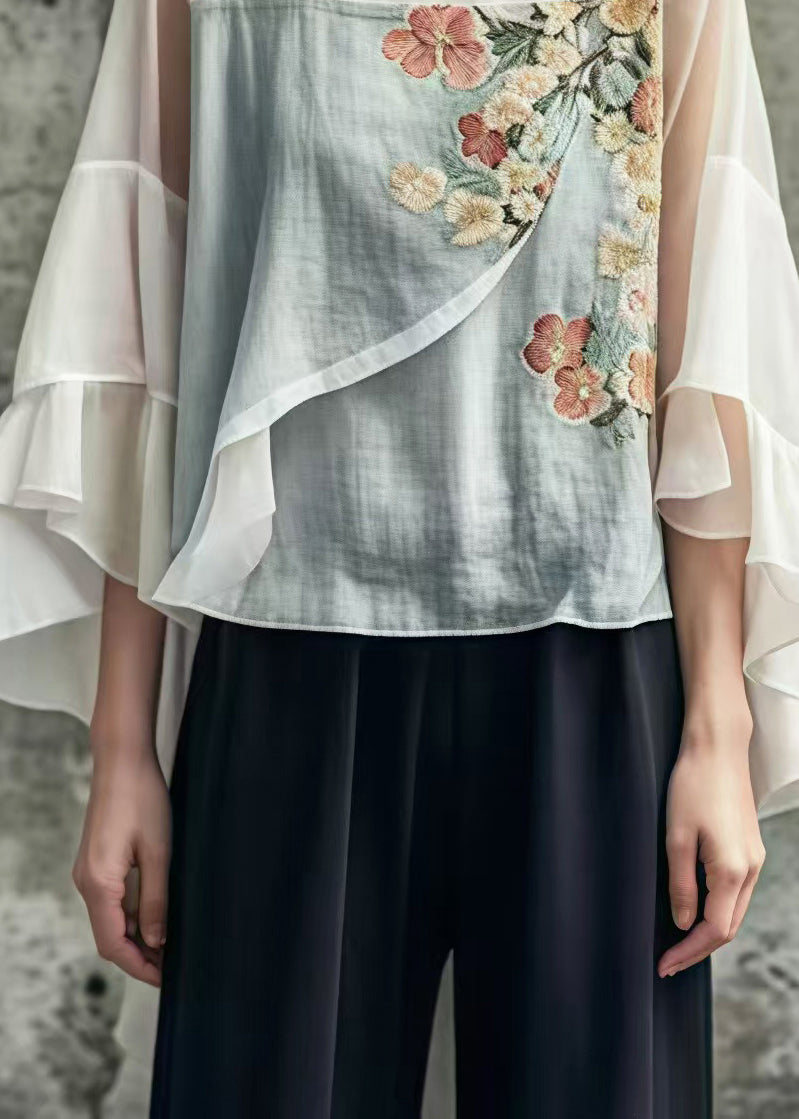 Classic Vintage & Enduringly Stylish Blouse