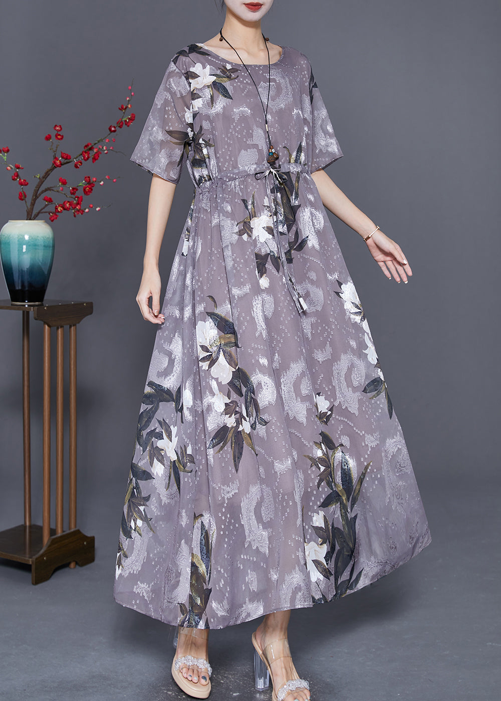 Sophisticated Dress with a Clean Classic Look