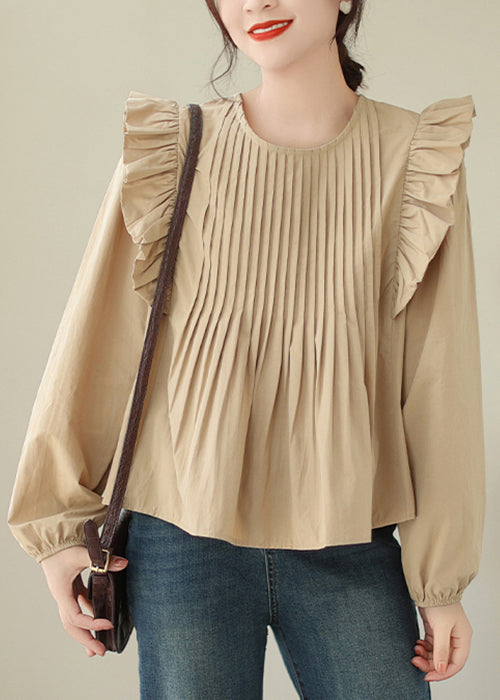 Well Tailored Shirt with a Graceful Silhouette