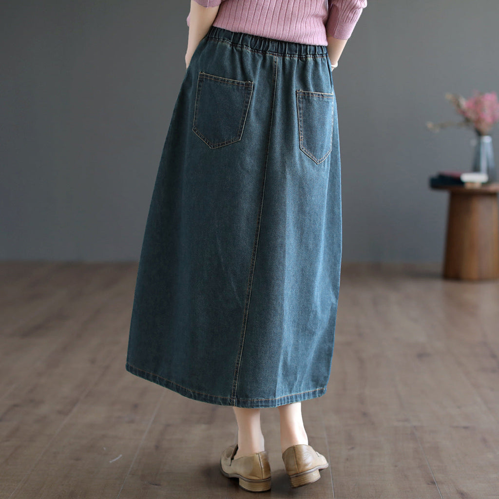 Sophisticated Garment with a Clean Classic Look
