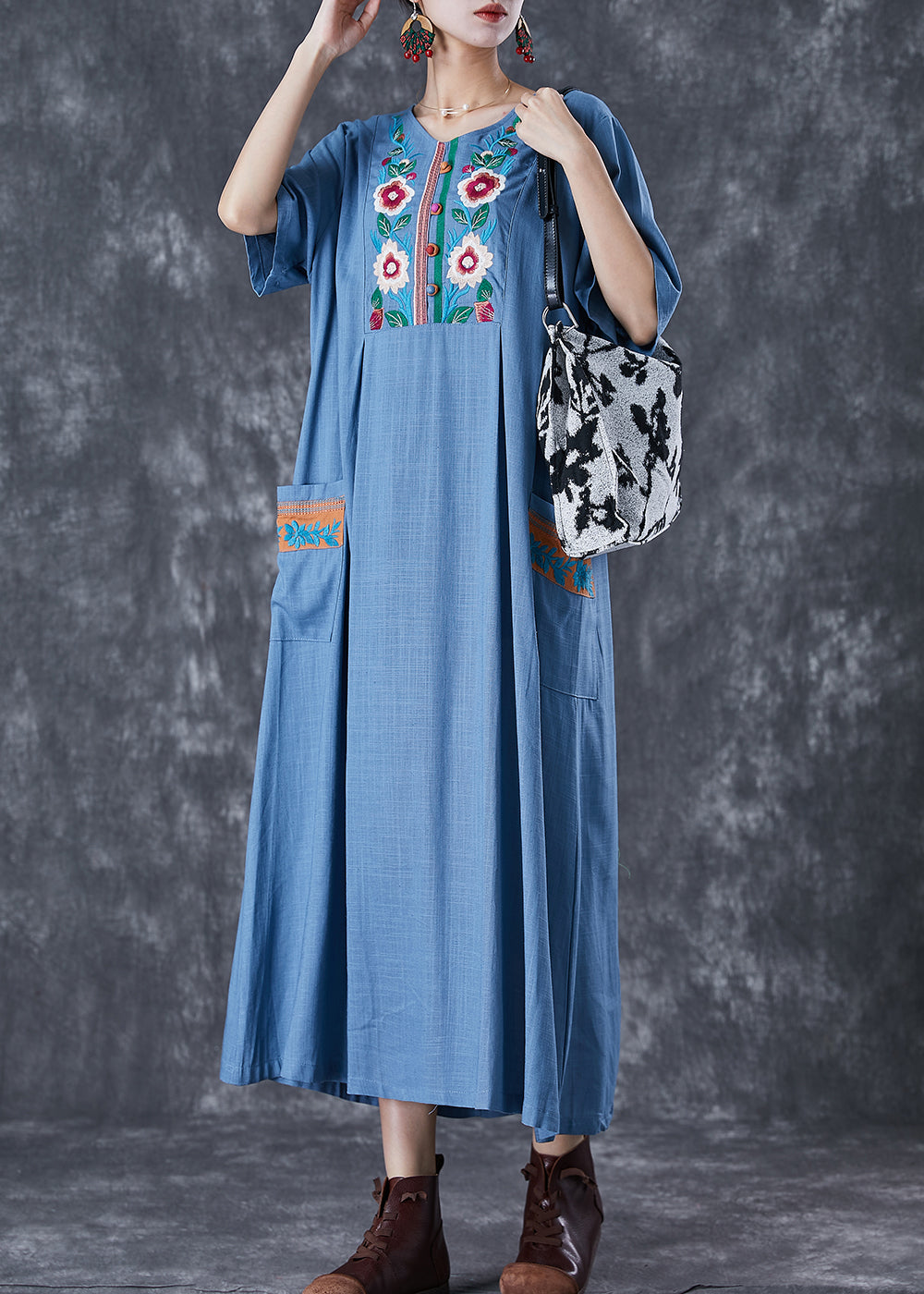 Classic Vintage & Enduringly Stylish Dress