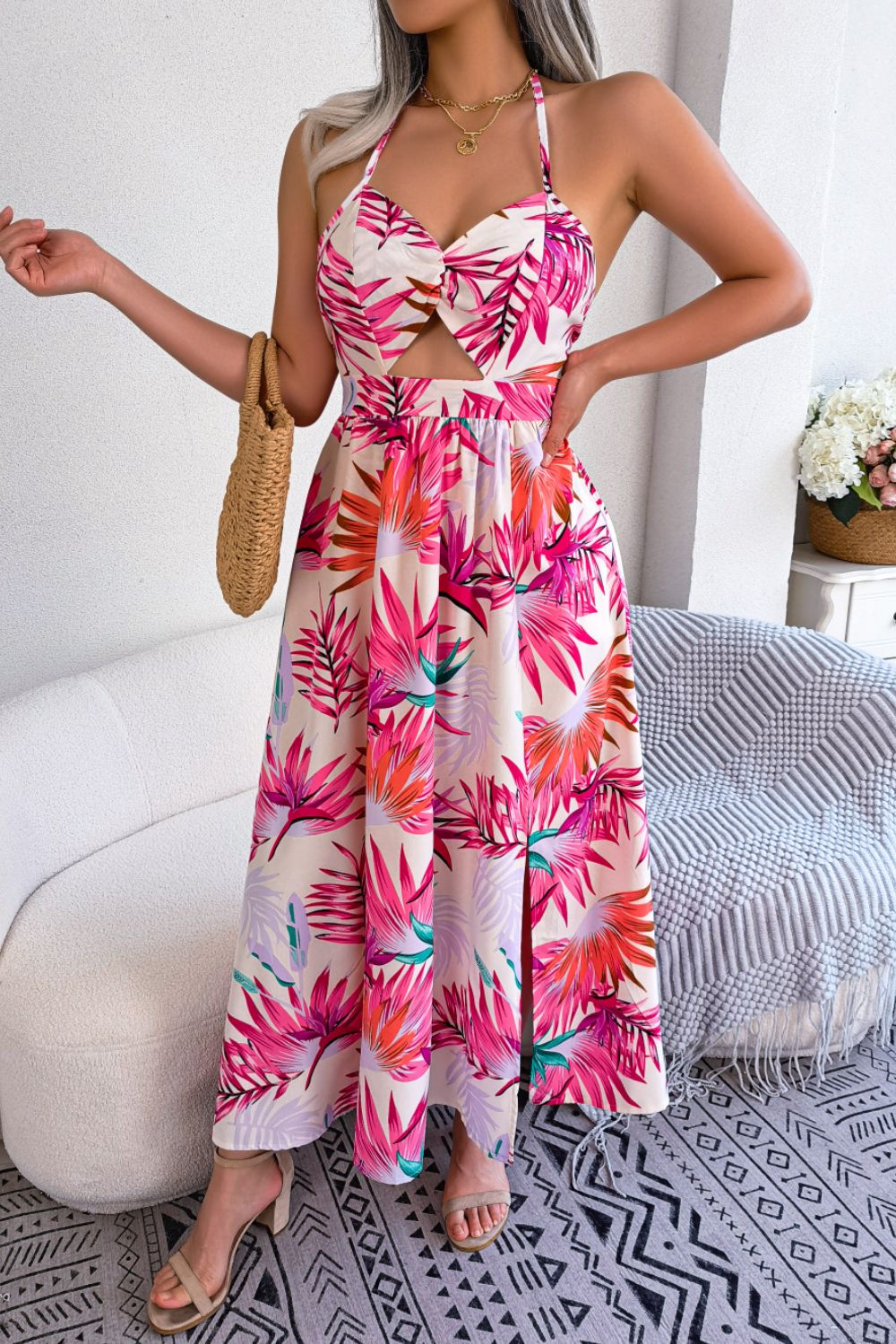 Sophisticated Dress with a Clean Classic Look