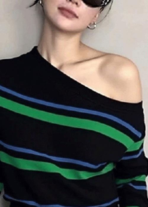 Gracefully Styled Sweater for Any Occasion