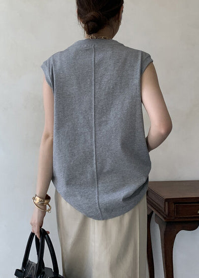 Classic Vintage Top with a Flattering Fit