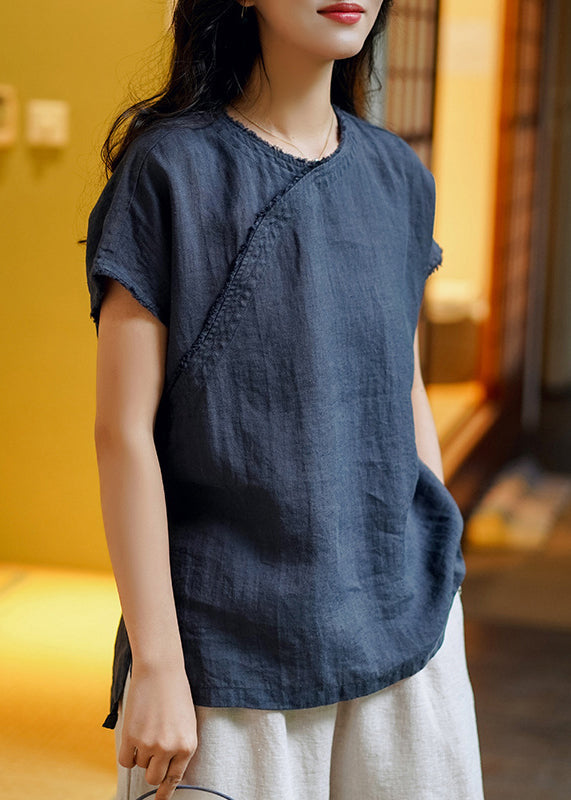 Classic Vintage Shirt with a Flattering Fit