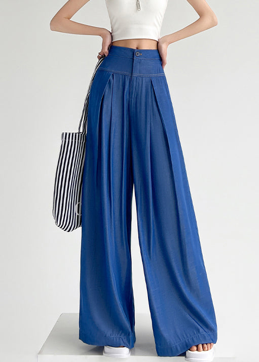 Well Tailored Pants with a Graceful Silhouette