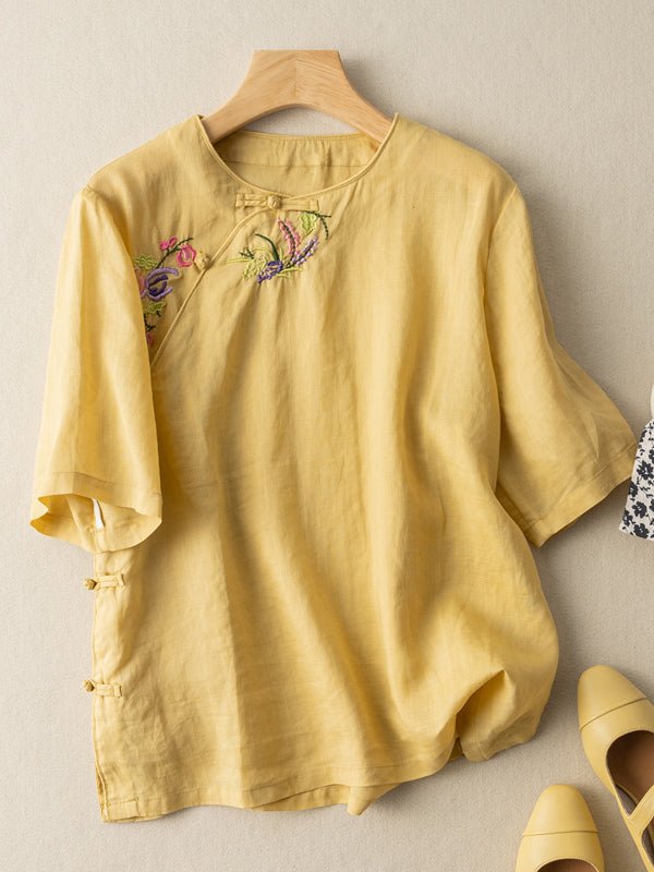 Classic Vintage Top with a Flattering Fit