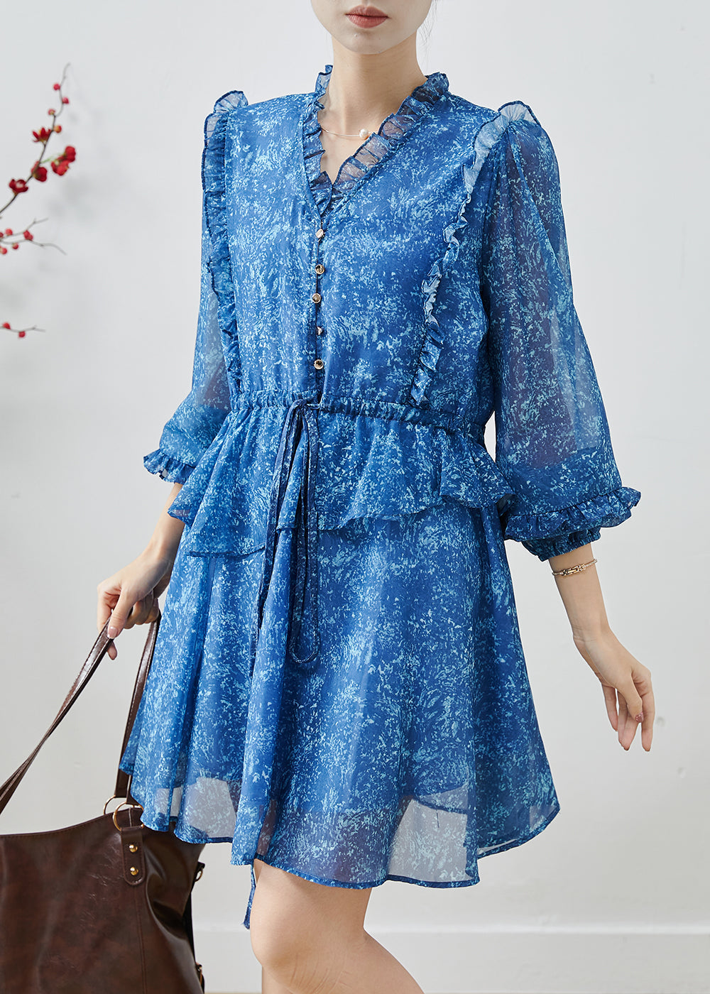 Beautifully Crafted Dress in a Classic Style