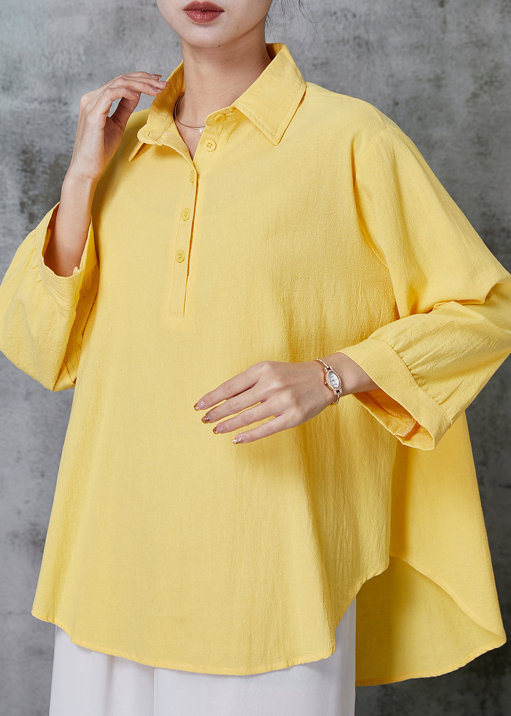 Classic Vintage Shirt with a Flattering Fit