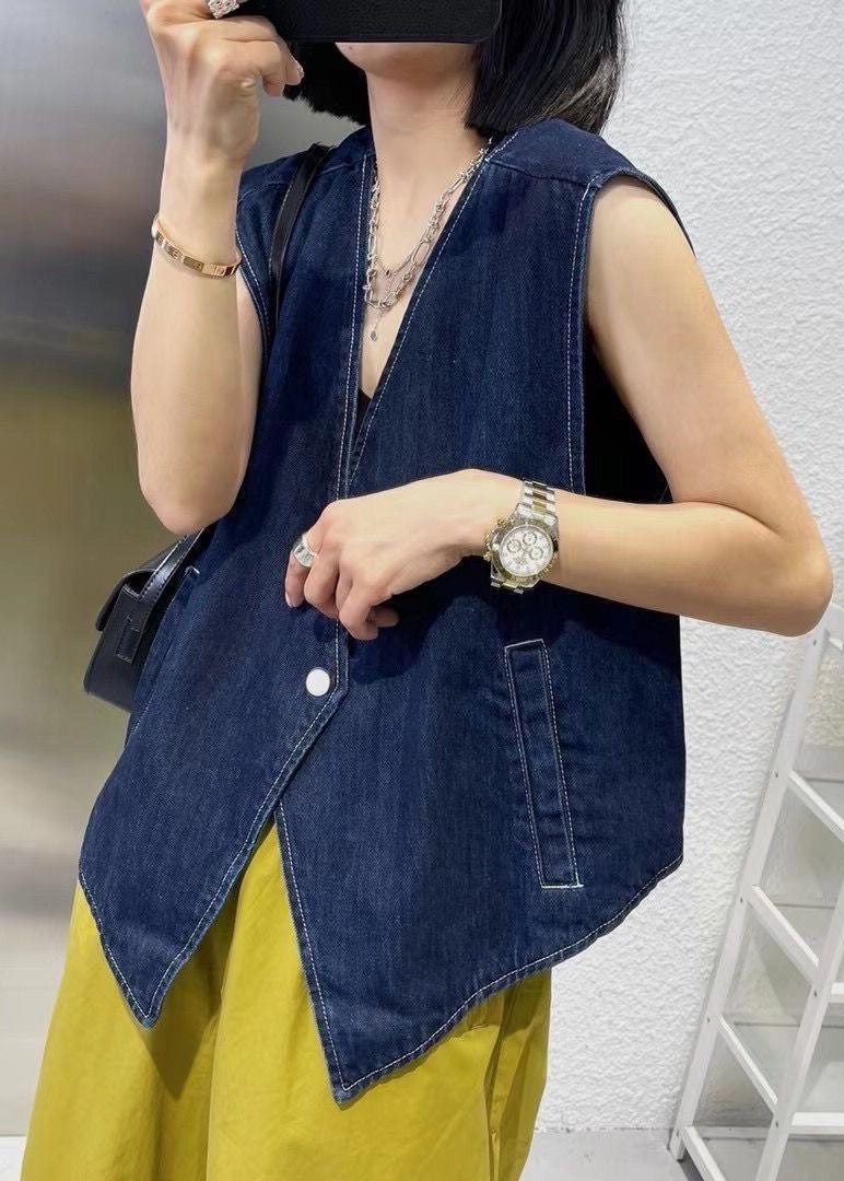 Gracefully Styled Coat for Any Occasion