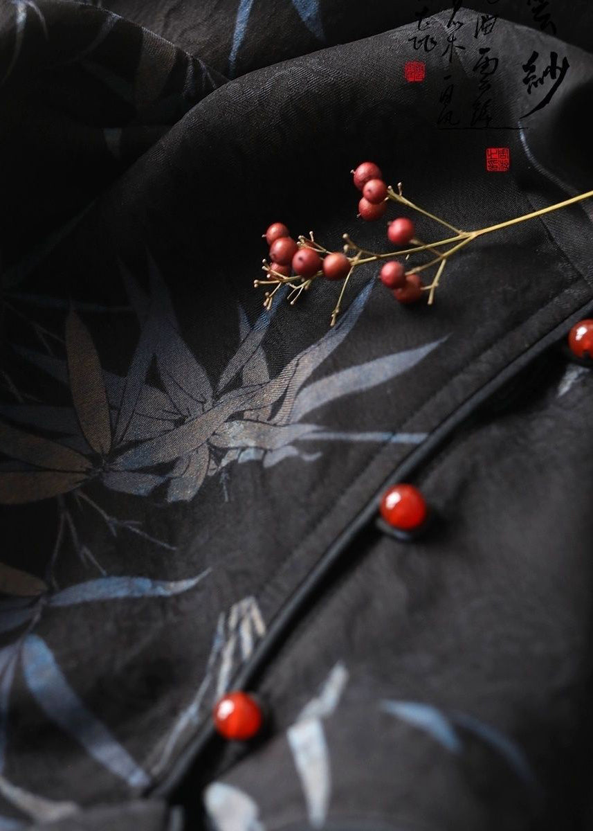 Beautifully Finished Shirt in a Timeless Design