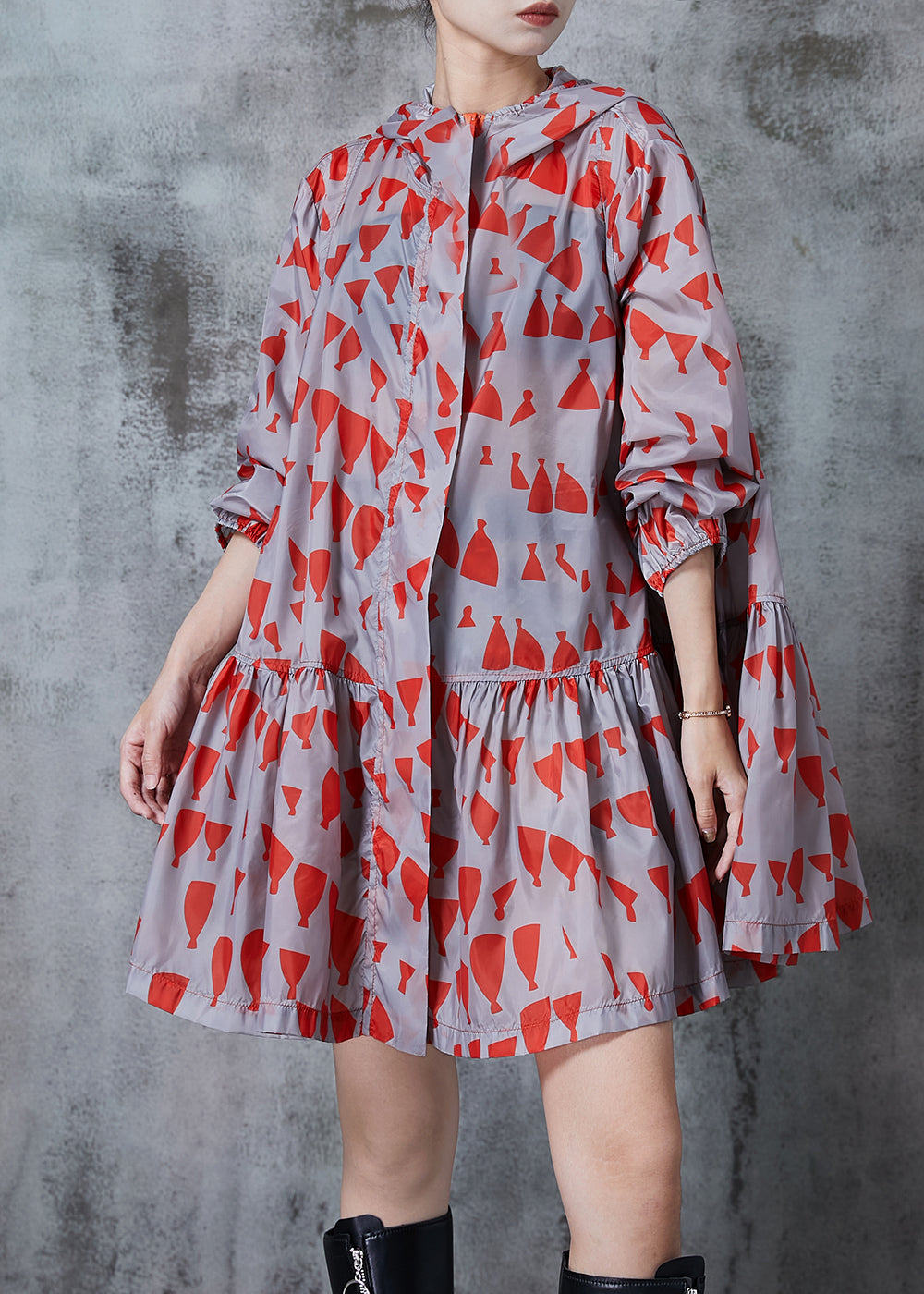 Beautifully Finished Coat in a Timeless Design