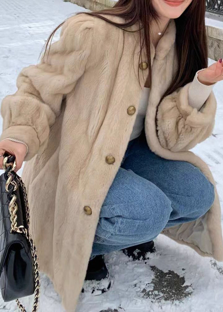 Polished Coat with an Effortless Classic Look