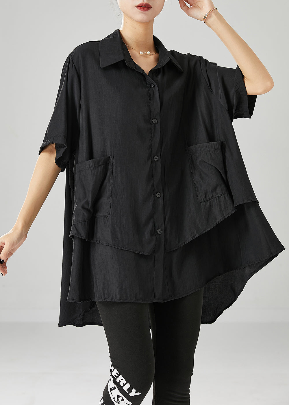 Beautifully Crafted Blouse in a Classic Style