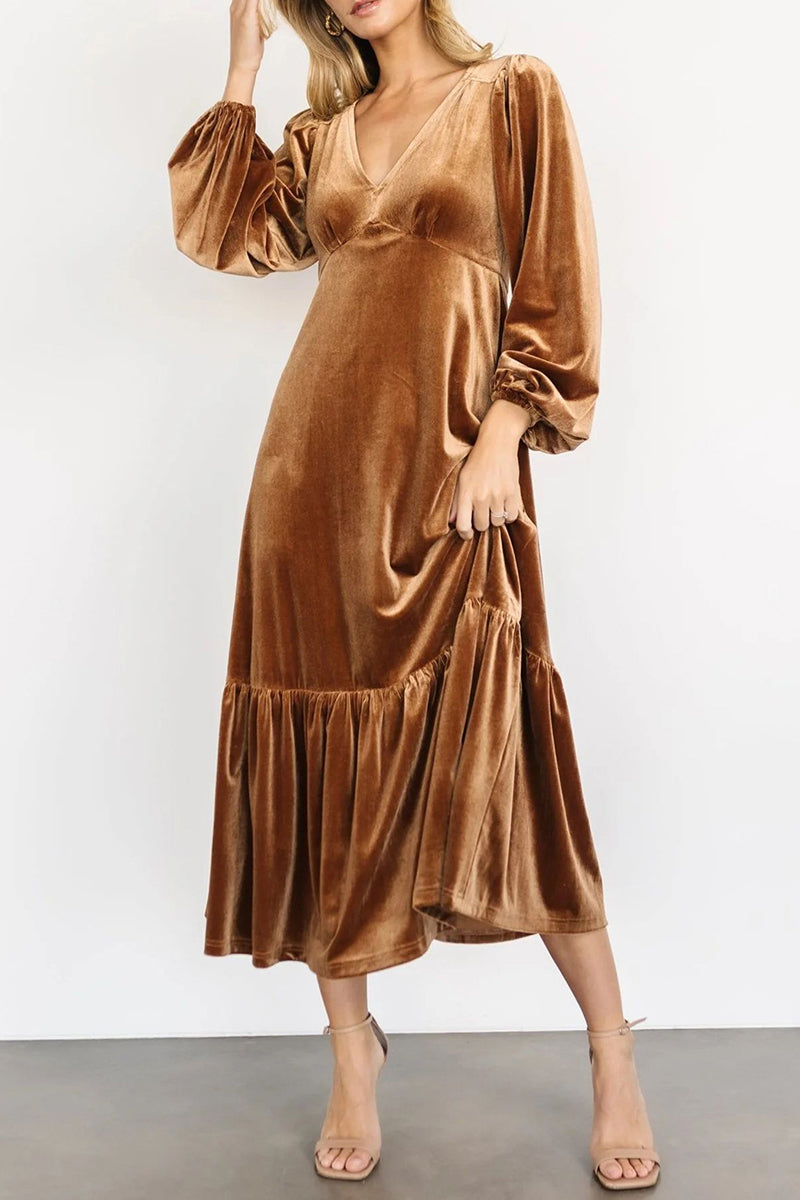 Beautifully Crafted Dress in a Classic Style