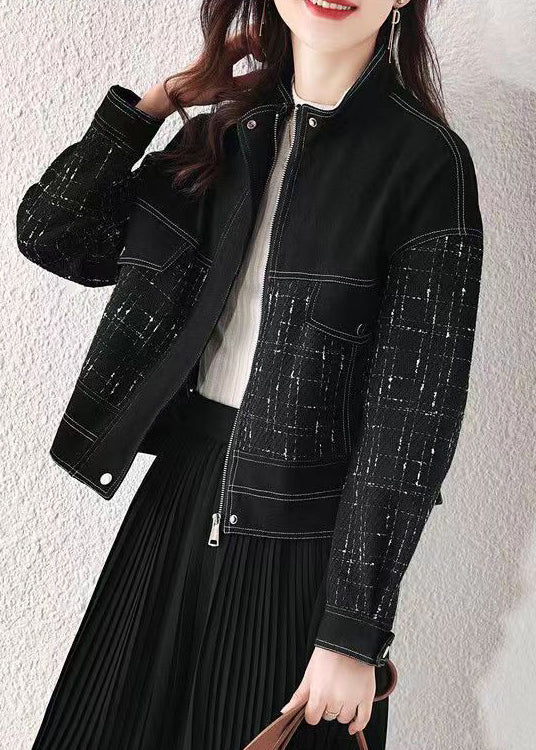 Elegantly Styled Coat for Everyday Wear