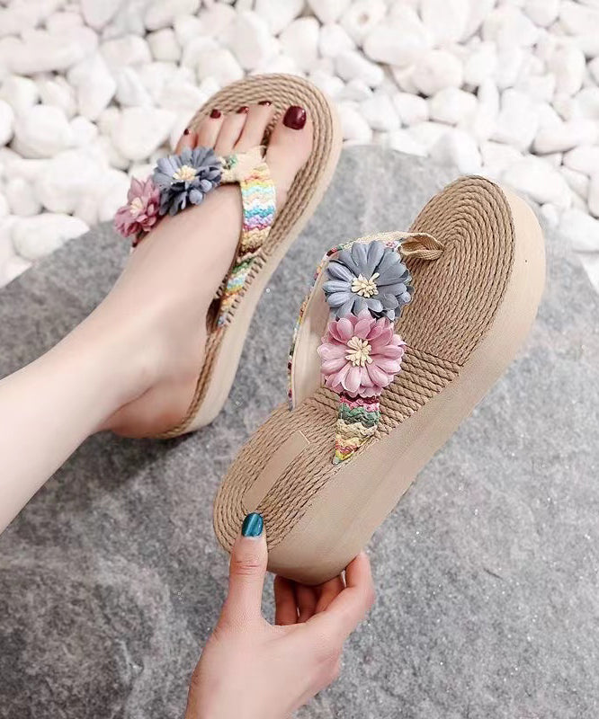Graceful Orthopedic Sandals for Modern Look
