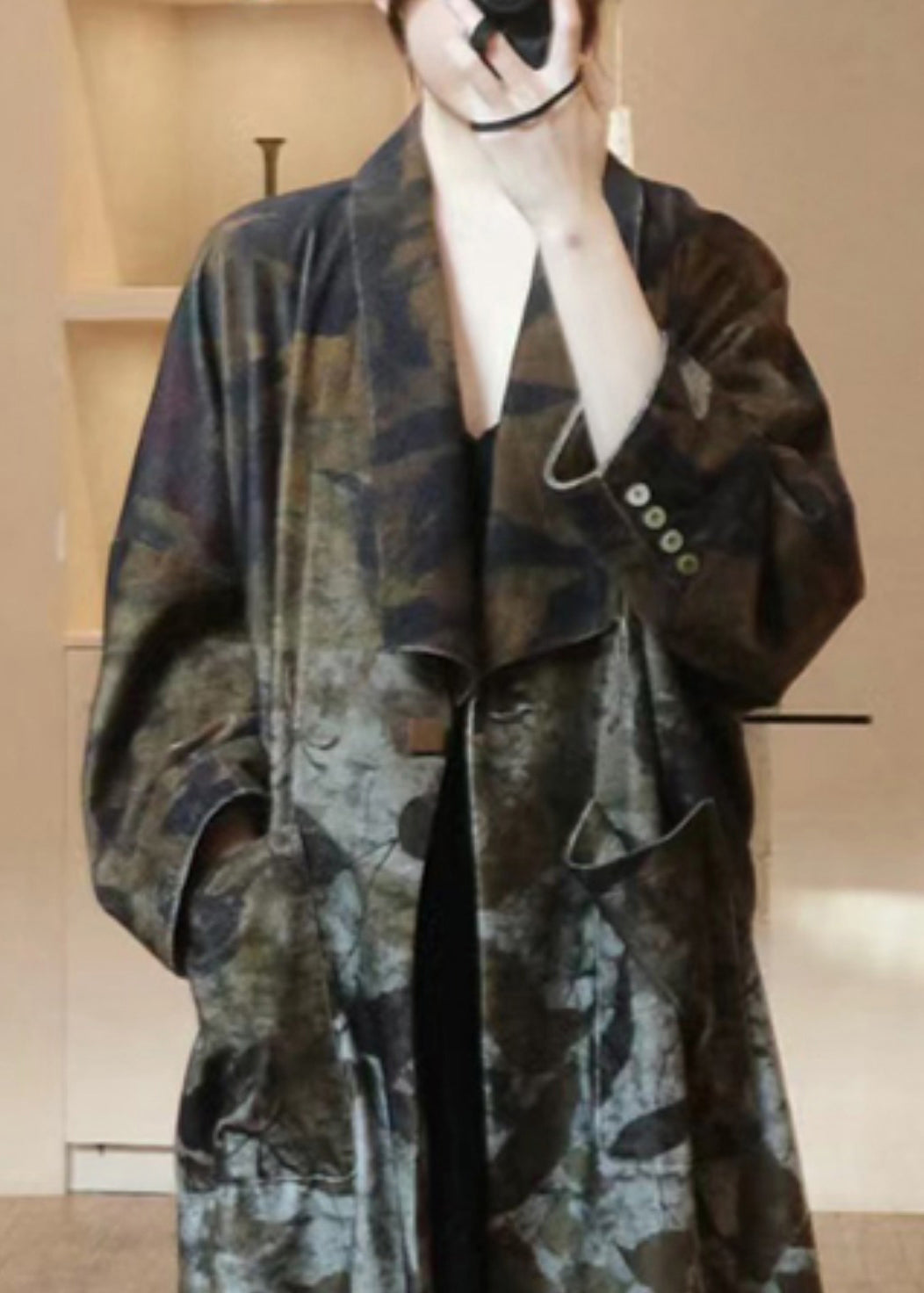Elegantly Styled Coat for Everyday Wear