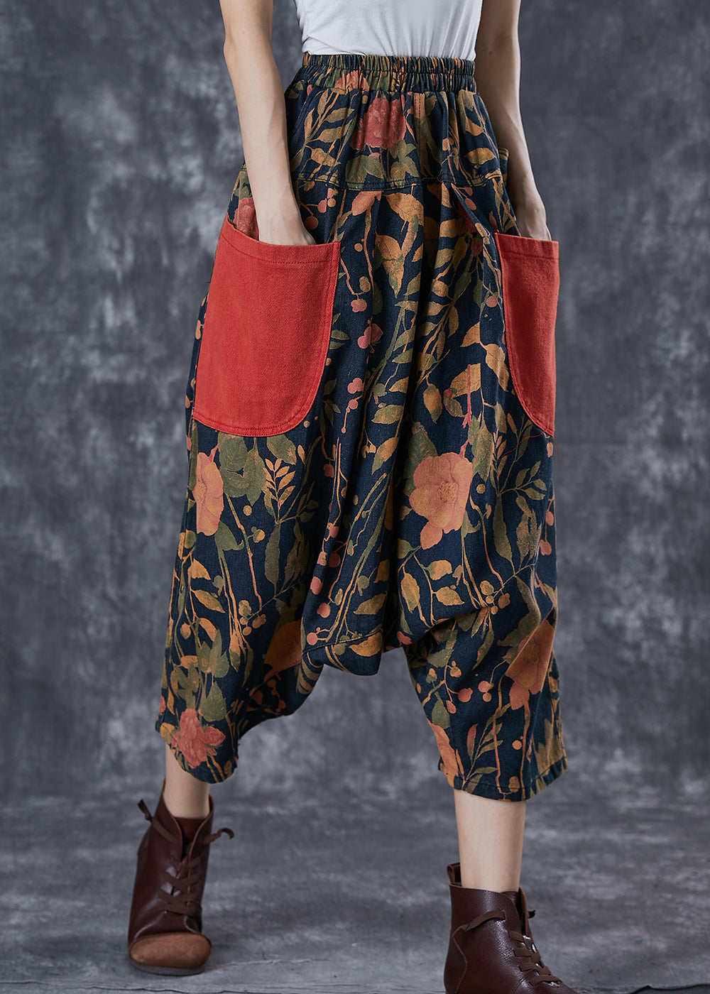 Well Tailored Pants with a Graceful Silhouette