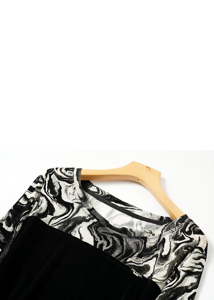 Well Tailored Top with a Graceful Silhouette