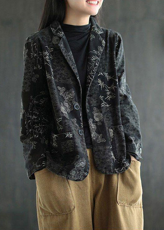 Classic Vintage Coat with a Flattering Fit