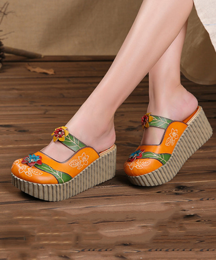 Graceful Orthopedic Sandals for Modern Look
