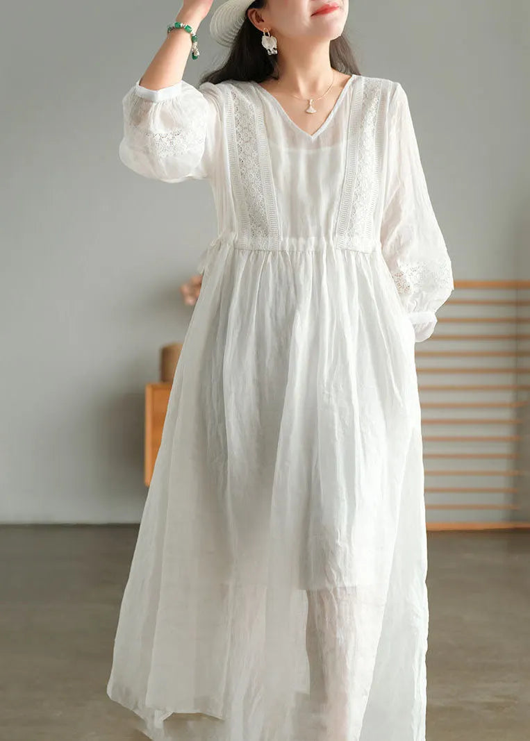 Well Tailored Dress with a Graceful Silhouette