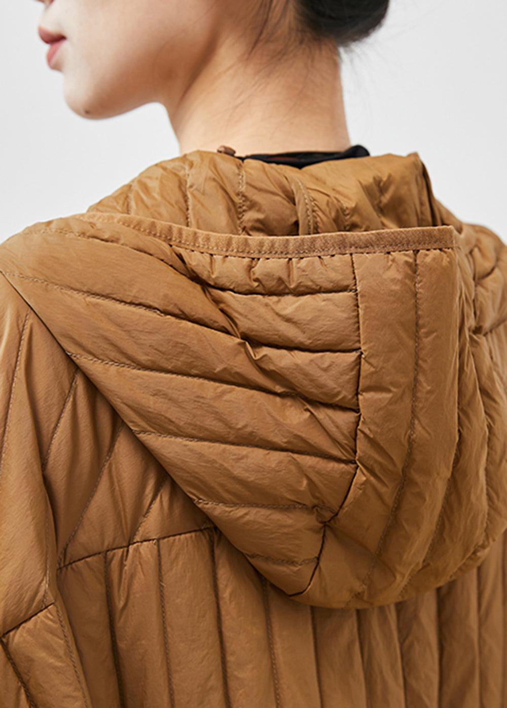 Well Tailored Coat with a Graceful Silhouette