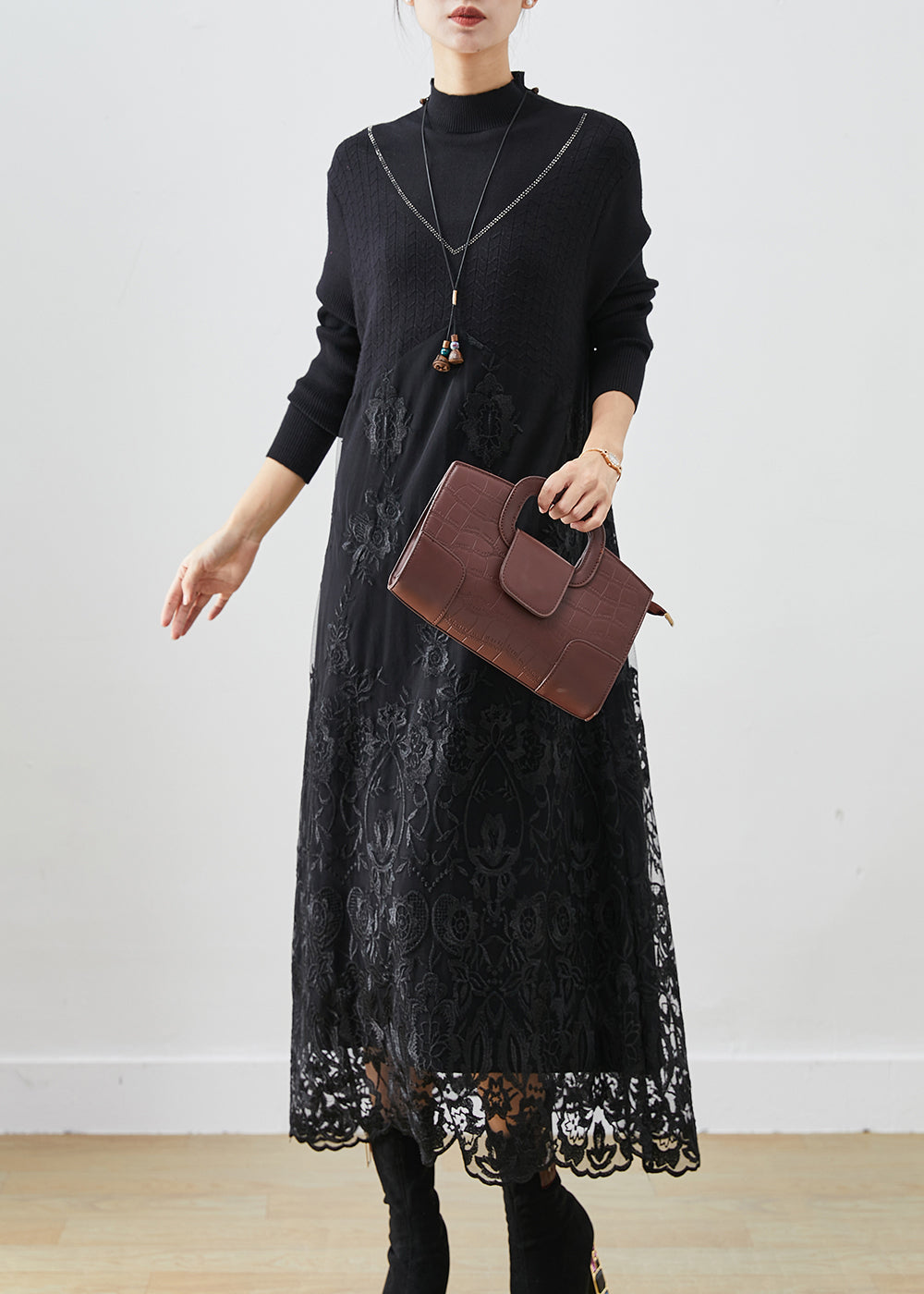Sophisticated Dress with a Clean Classic Look