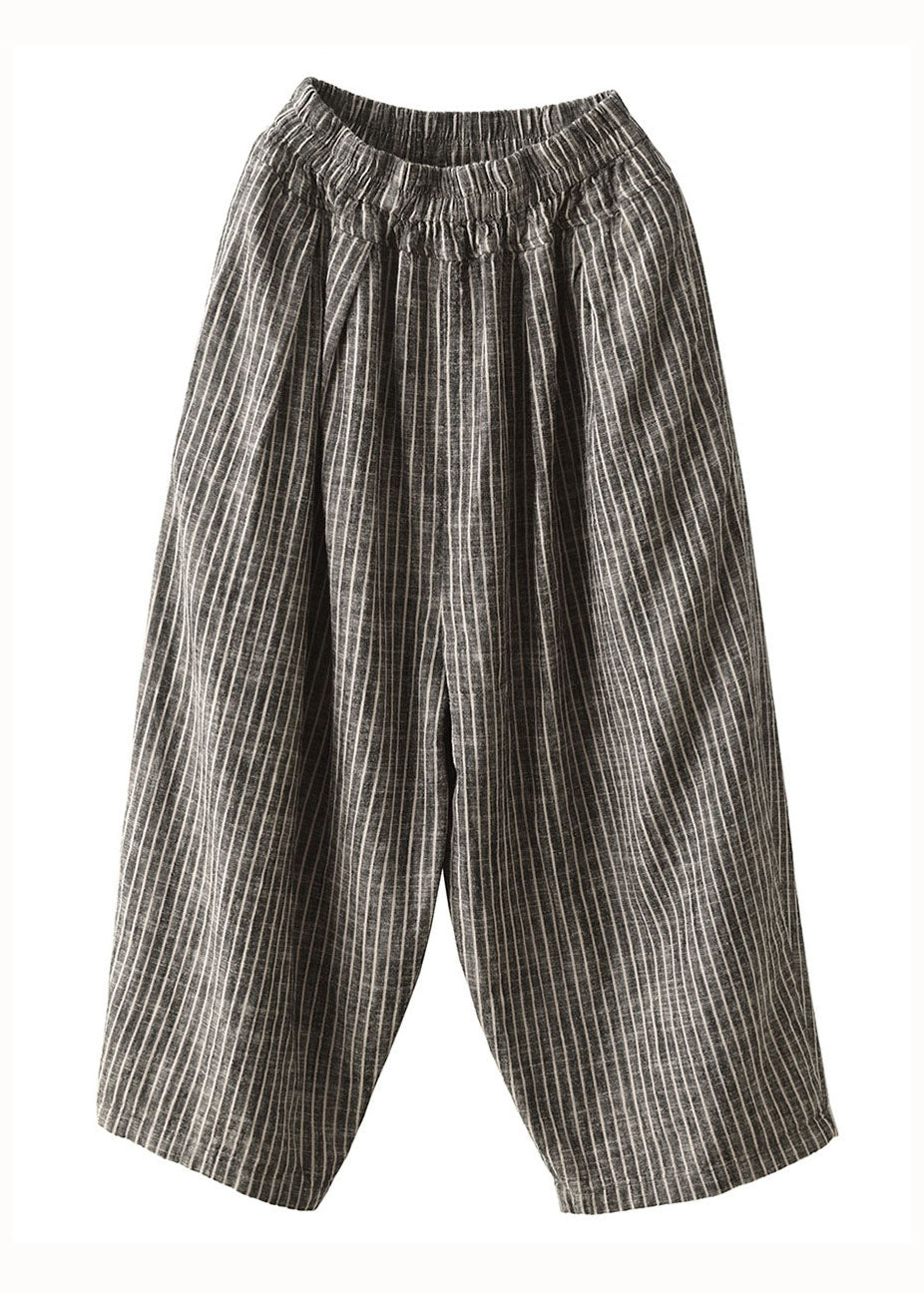 Effortlessly Elegant Pants with a Timeless Design