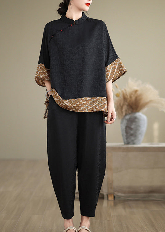 Beautifully Finished Blouse in a Timeless Design