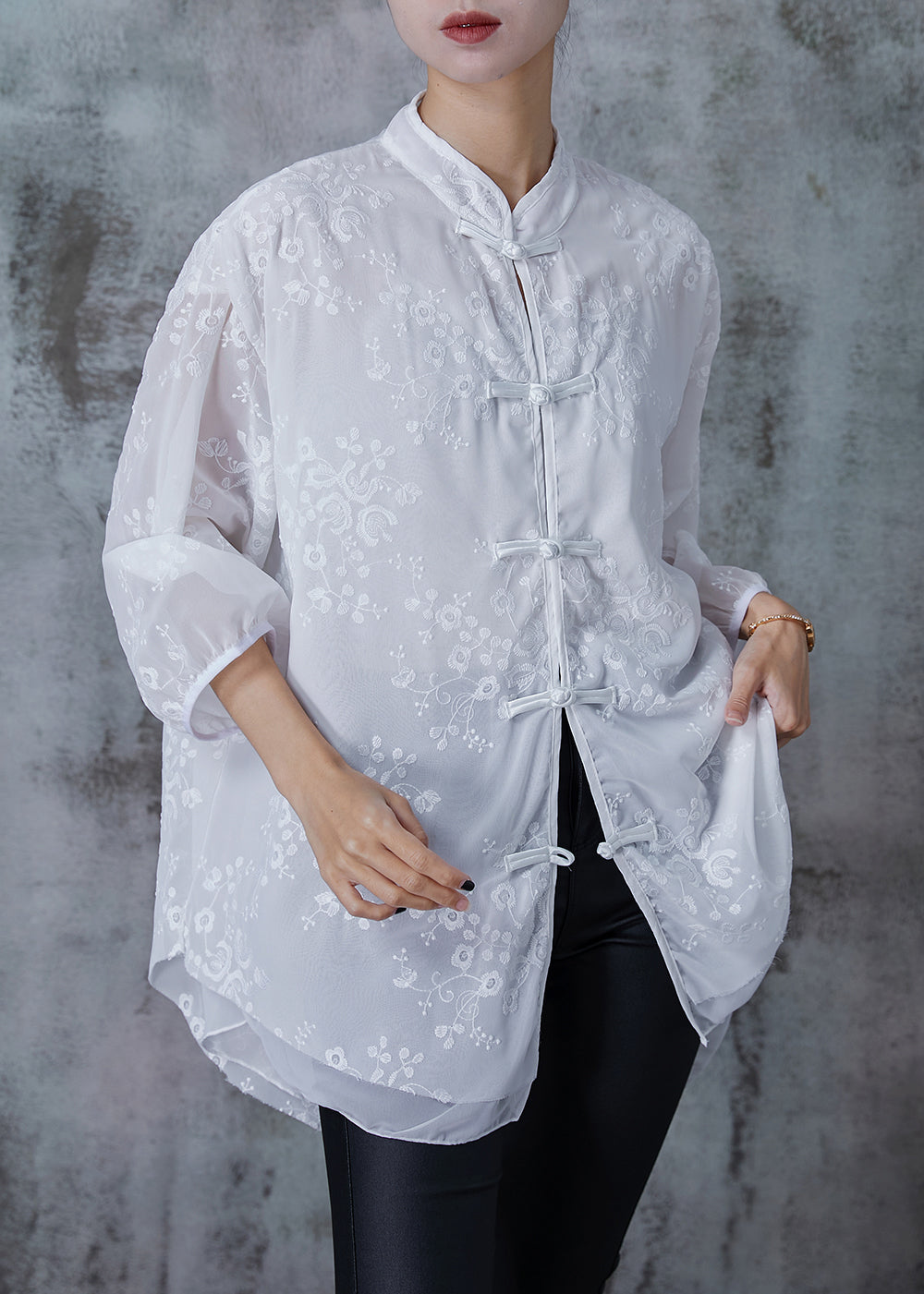Beautifully Finished Shirt in a Timeless Design