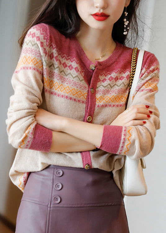 Elegantly Styled Cardigan for Everyday Wear