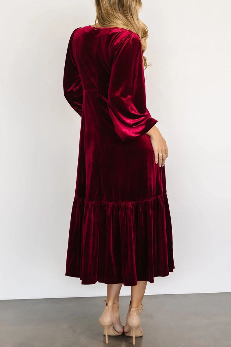 Beautifully Crafted Dress in a Classic Style