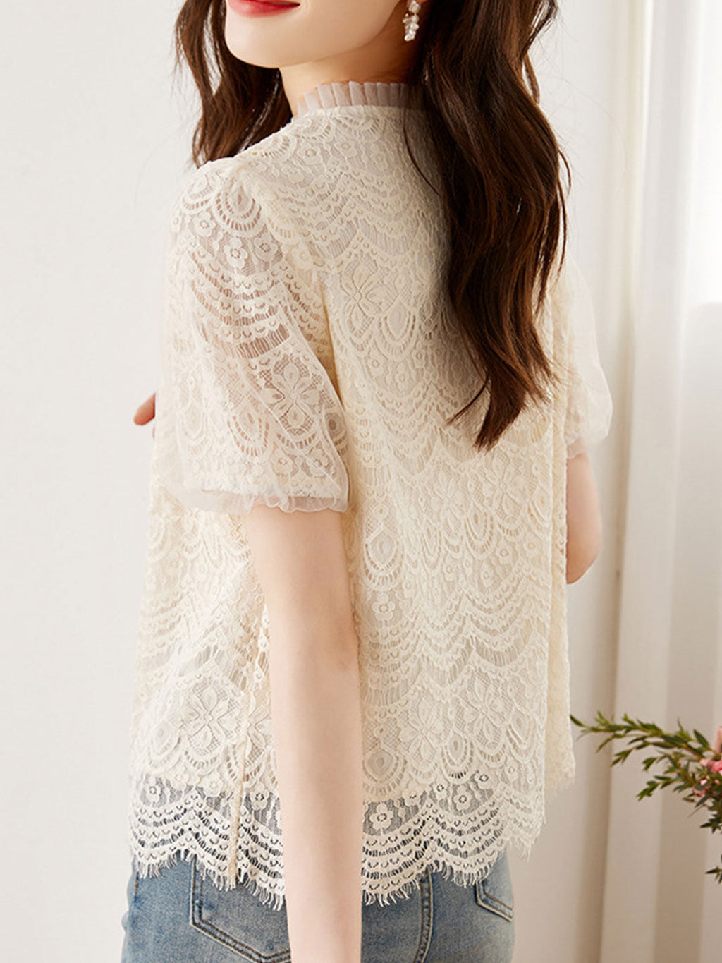 Beautifully Finished Top in a Timeless Design