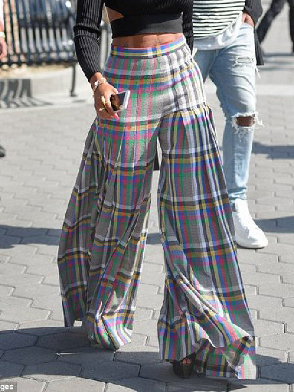 Elegantly Styled Pants for Everyday Wear