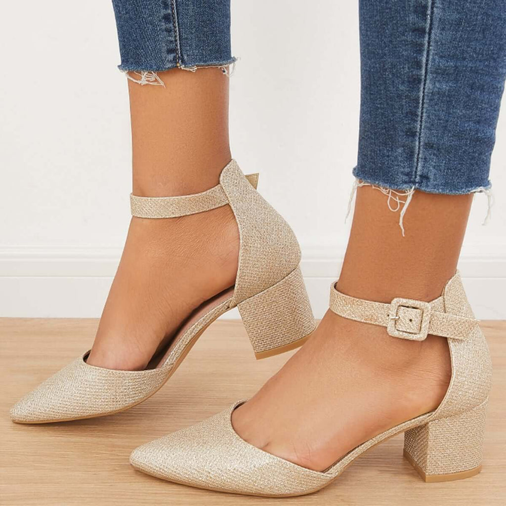 Graceful Orthopedic Pumps for Modern Look