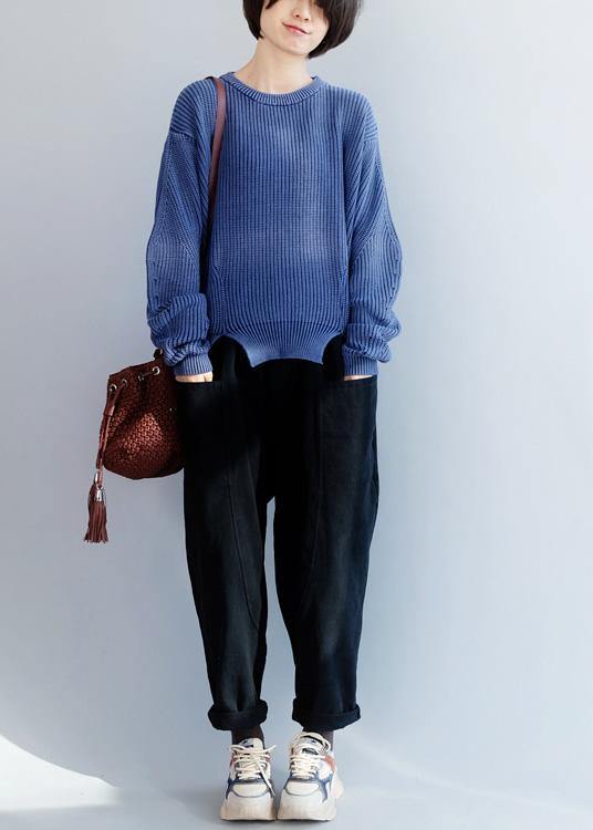 Sophisticated Blouse with a Clean Classic Look