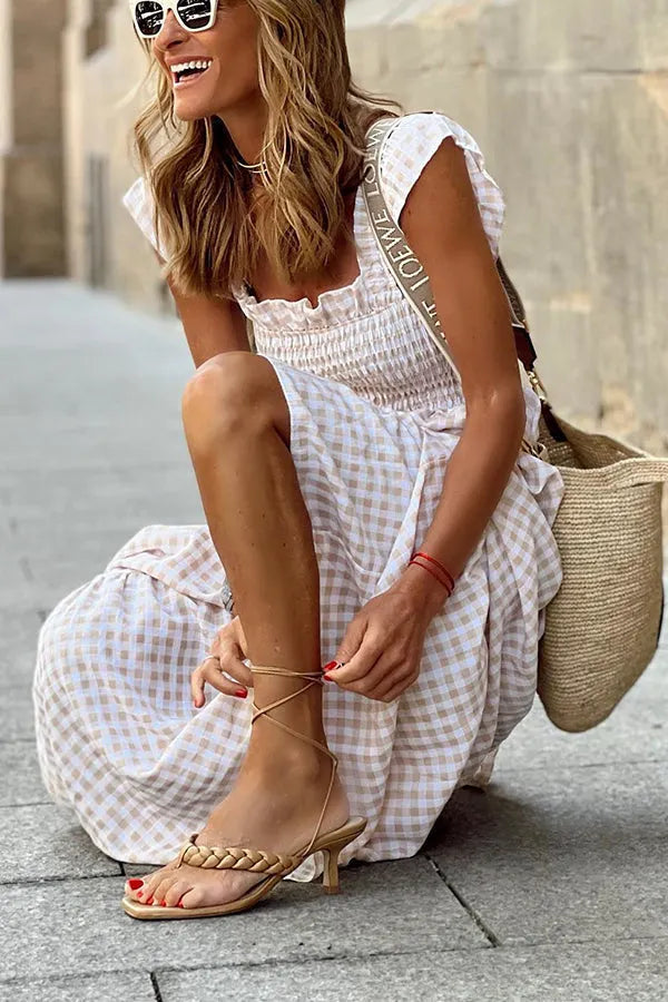 Classic Vintage Dress with a Flattering Fit