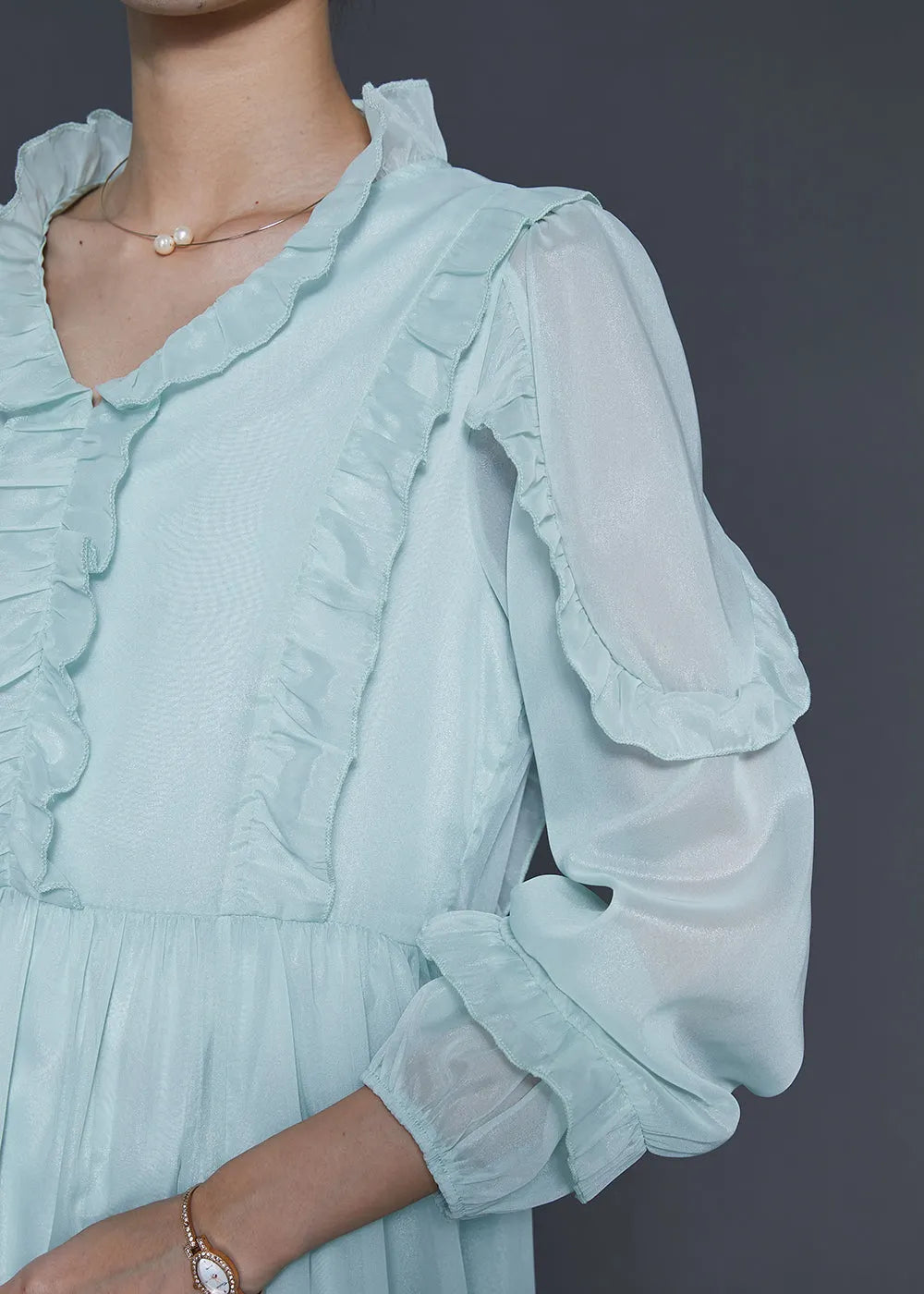 Polished Dress with an Effortless Classic Look