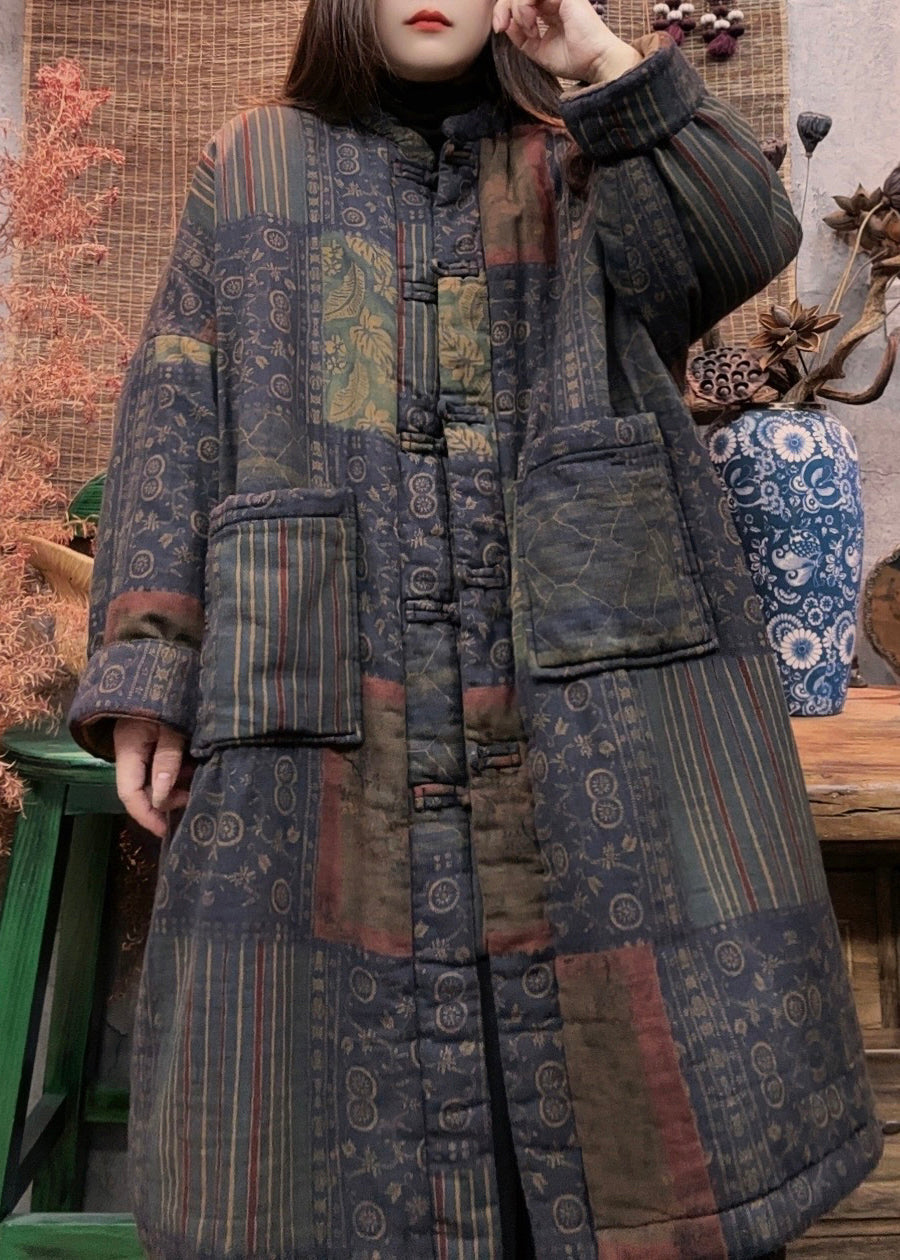 Gracefully Styled Coat for Any Occasion