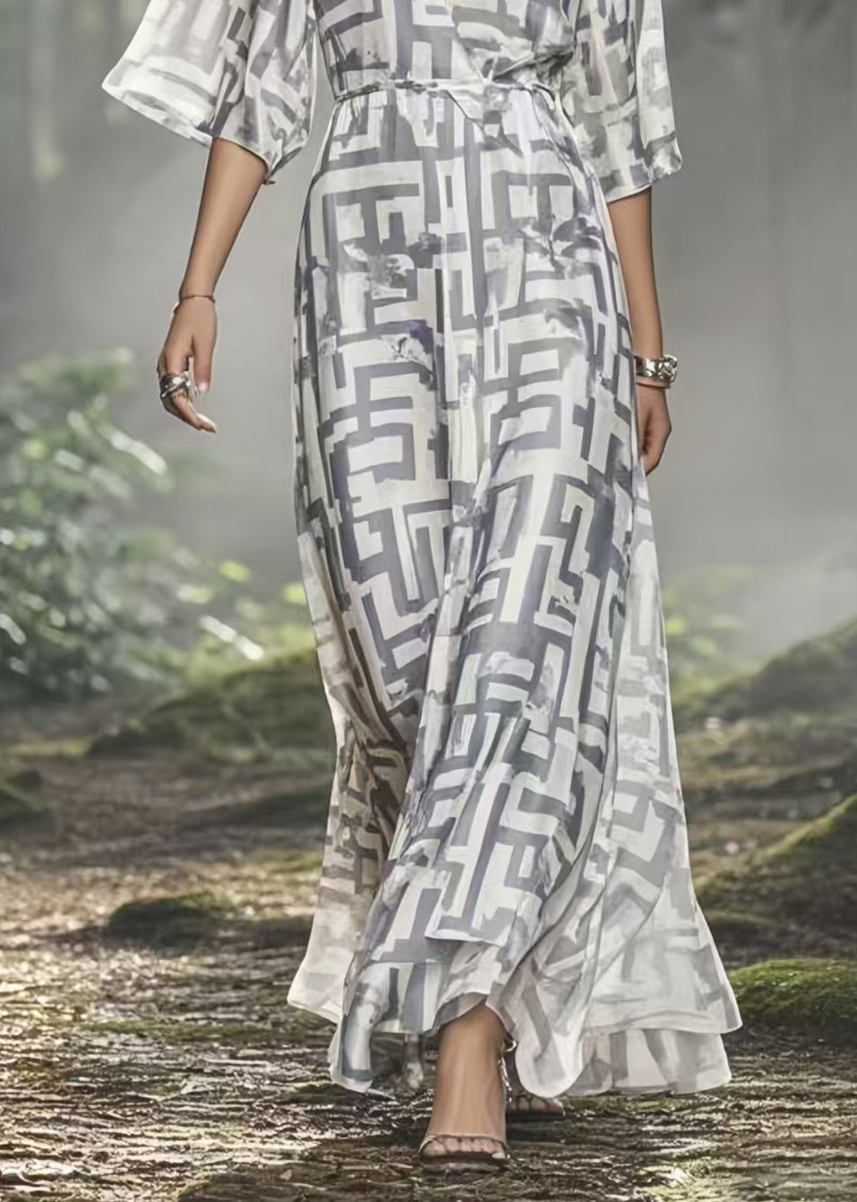 Effortlessly Elegant Dress with a Timeless Design