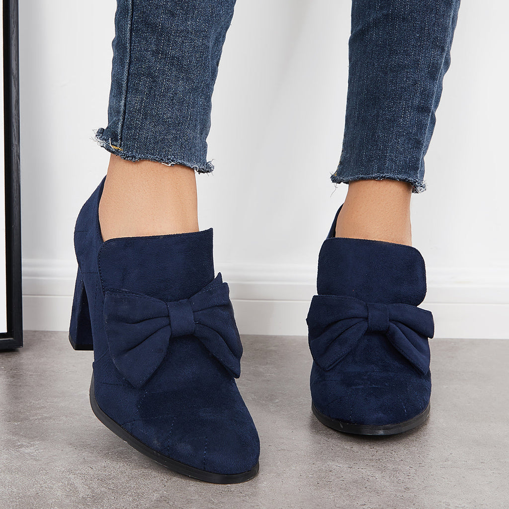 Classic Orthopedic Pumps with Timeless Style