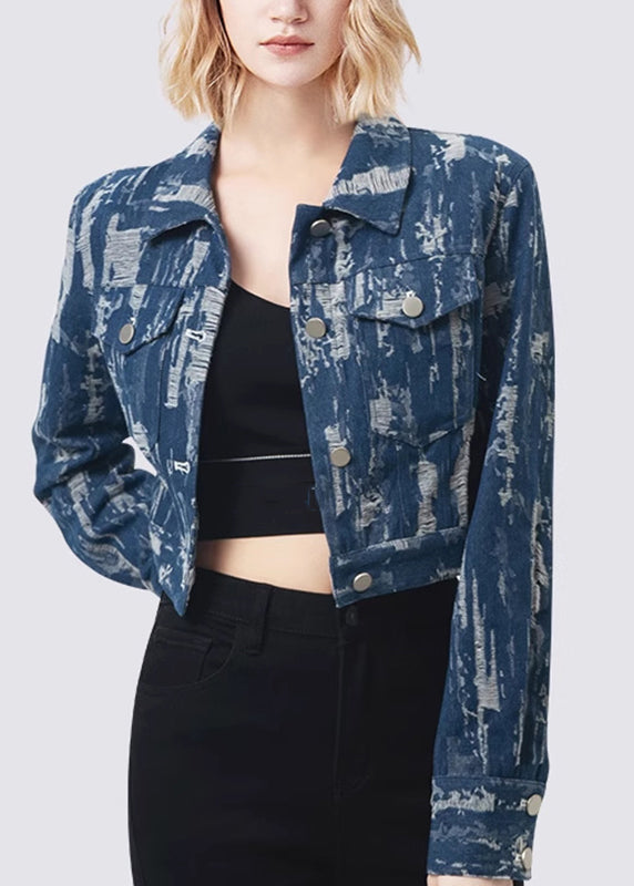 Classic Vintage & Enduringly Stylish Coat