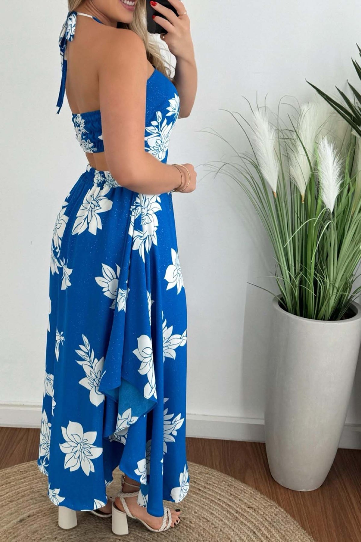 A Vintage Style Dress with Delicate Timeless Details