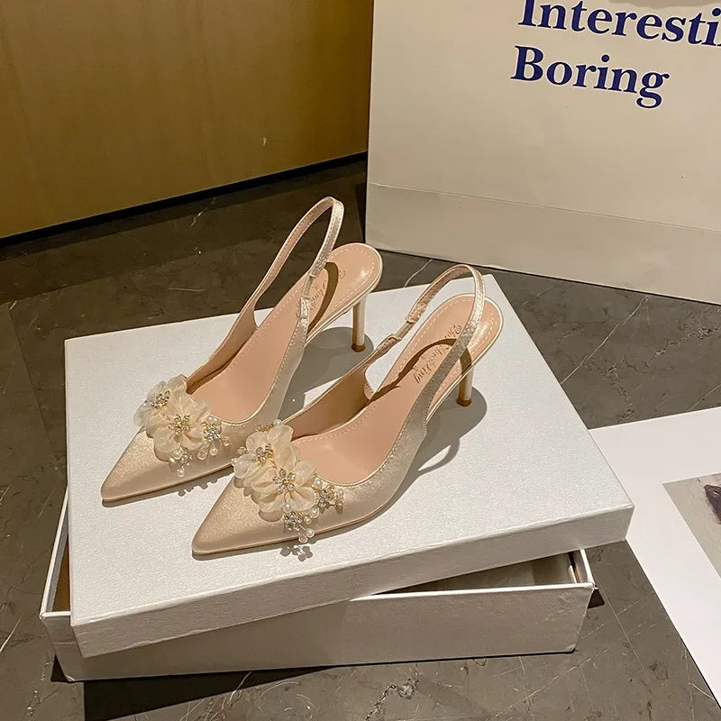 Graceful Orthopedic Sandals for Modern Look