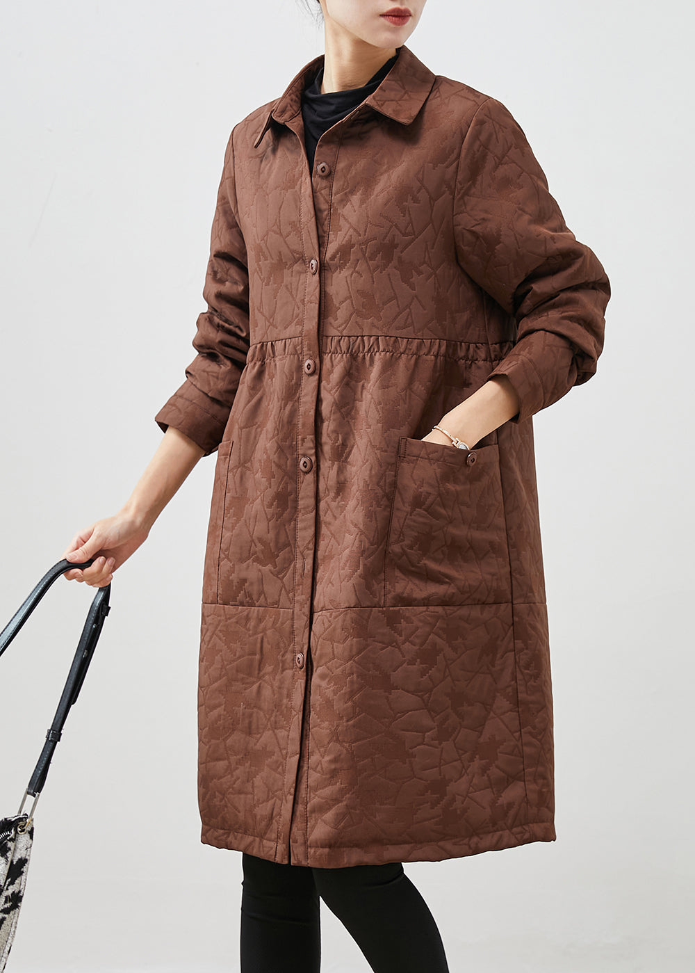 Well Tailored Coat with a Graceful Silhouette