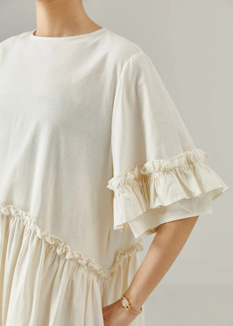 Well Tailored Dress with a Graceful Silhouette
