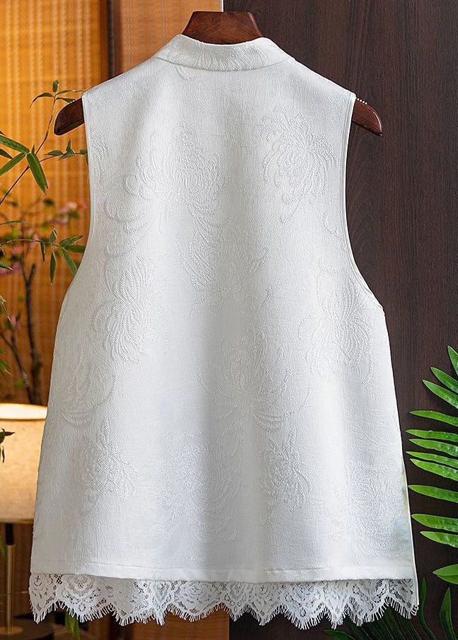 Gracefully Styled Garment for Any Occasion
